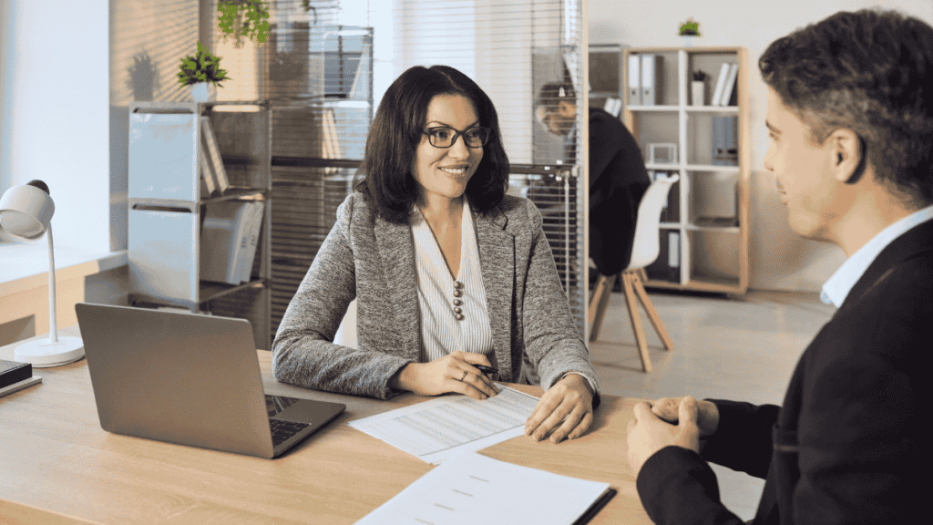 Operations Consulting vs Strategy Consulting