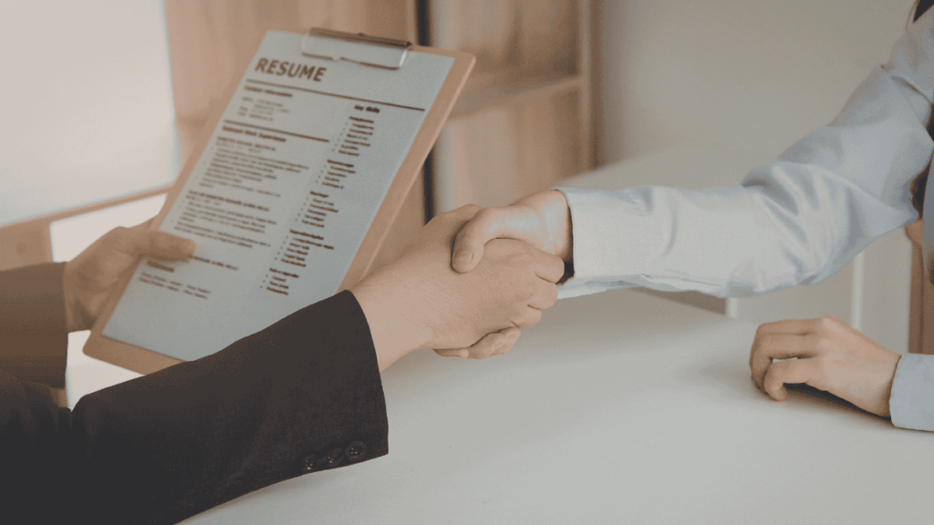 When to Hire a Fractional CMO