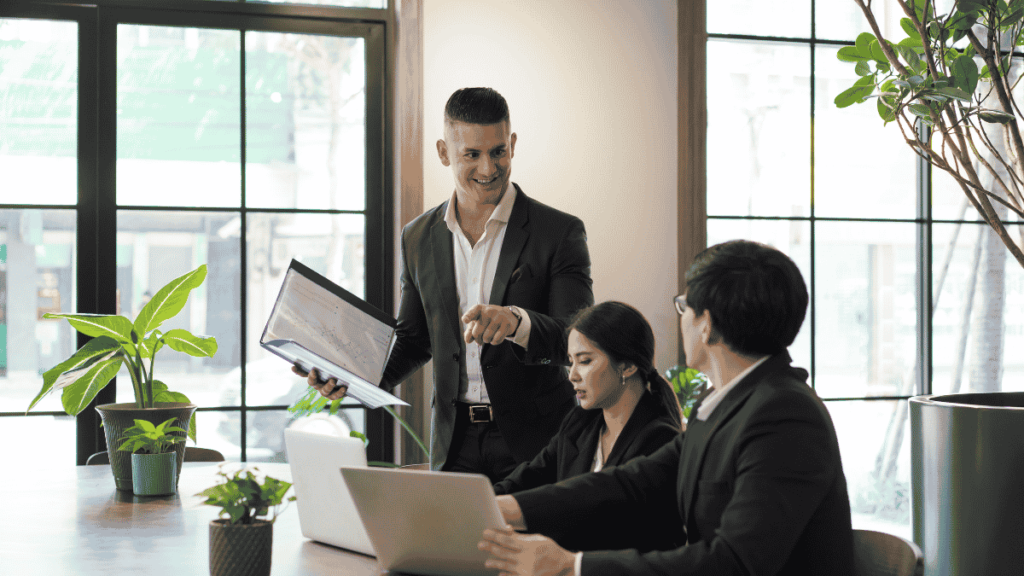 Who Benefits Most From Fractional Sales Executives?