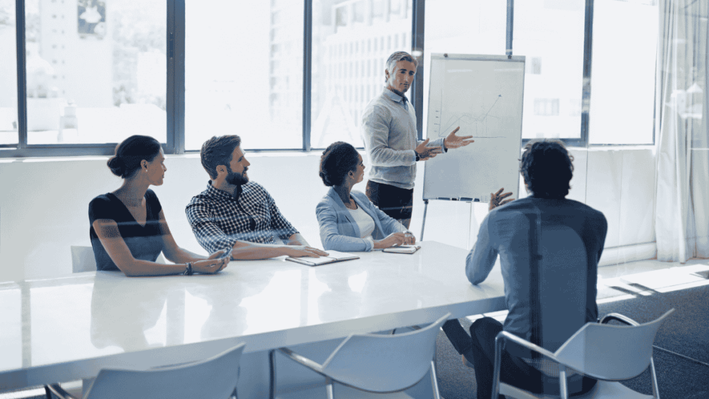 What to Look for When Hiring a Fractional COO / Executive Coach